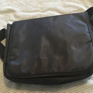 New Black Nylon with Turquoise Interior Crossbody Padded Notepad Bag